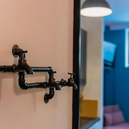 Experience - Gauguin Apartment *